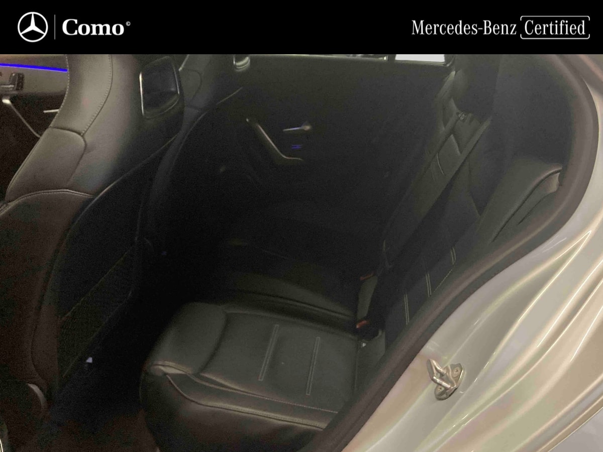 Mercedes-Benz Classe A 180 d 7G-DCT AMG Line — Siège arrière gauche