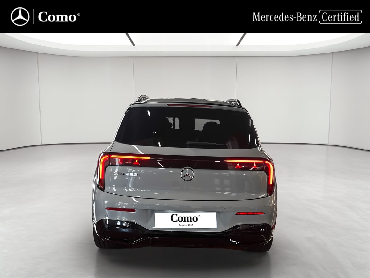 Mercedes-Benz GLB 250+ electrique AMG Line — Face arrière