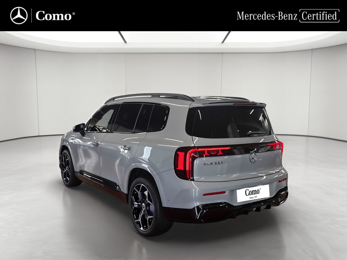 Mercedes-Benz GLB 250+ electrique AMG Line — 3/4 arrière gauche