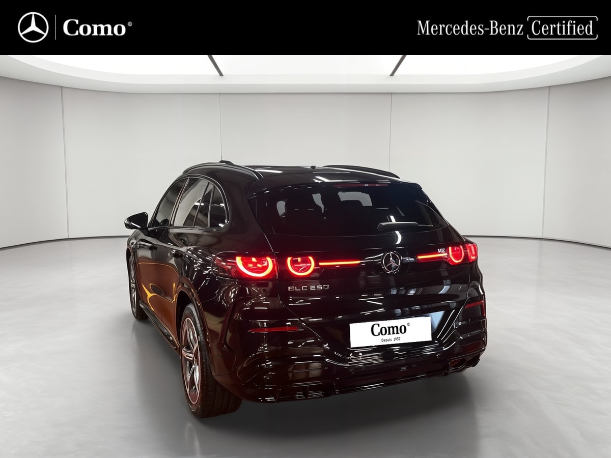 Mercedes-Benz GLC 250 EQ AMG Line — 3/4 arrière gauche