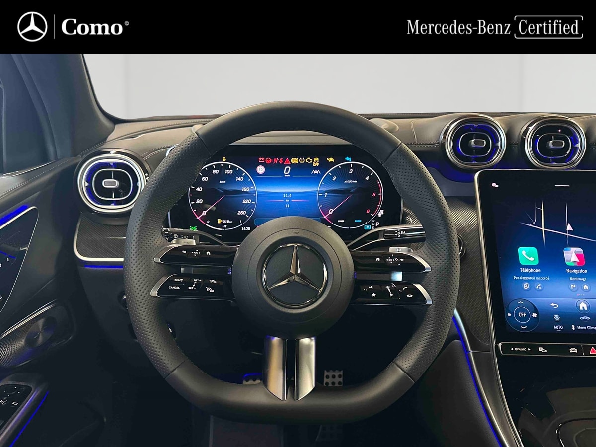 Mercedes-Benz GLC 220 d 4Matic AMG Line — Poste de pilotage