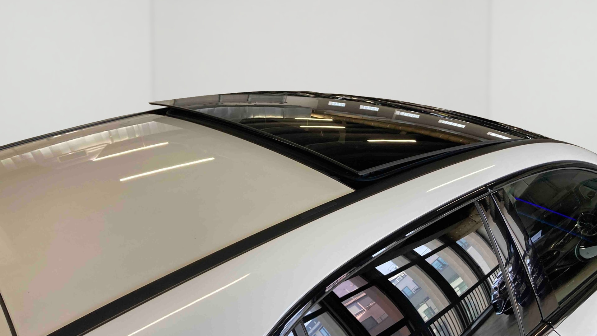 Mercedes-Benz Classe A 180 7G-DCT AMG Line — photo 22