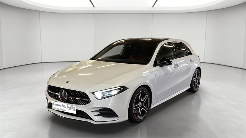 Mercedes-Benz Classe A 180 7G-DCT AMG Line — 3/4 avant gauche