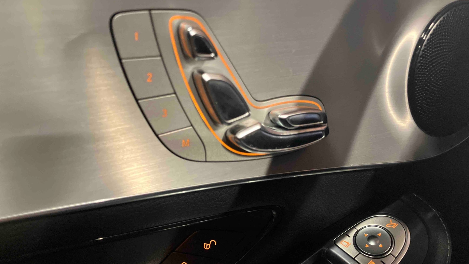 Mercedes-Benz Classe GLC 250 9G-Tronic 4Matic Sportline — Planche de bord