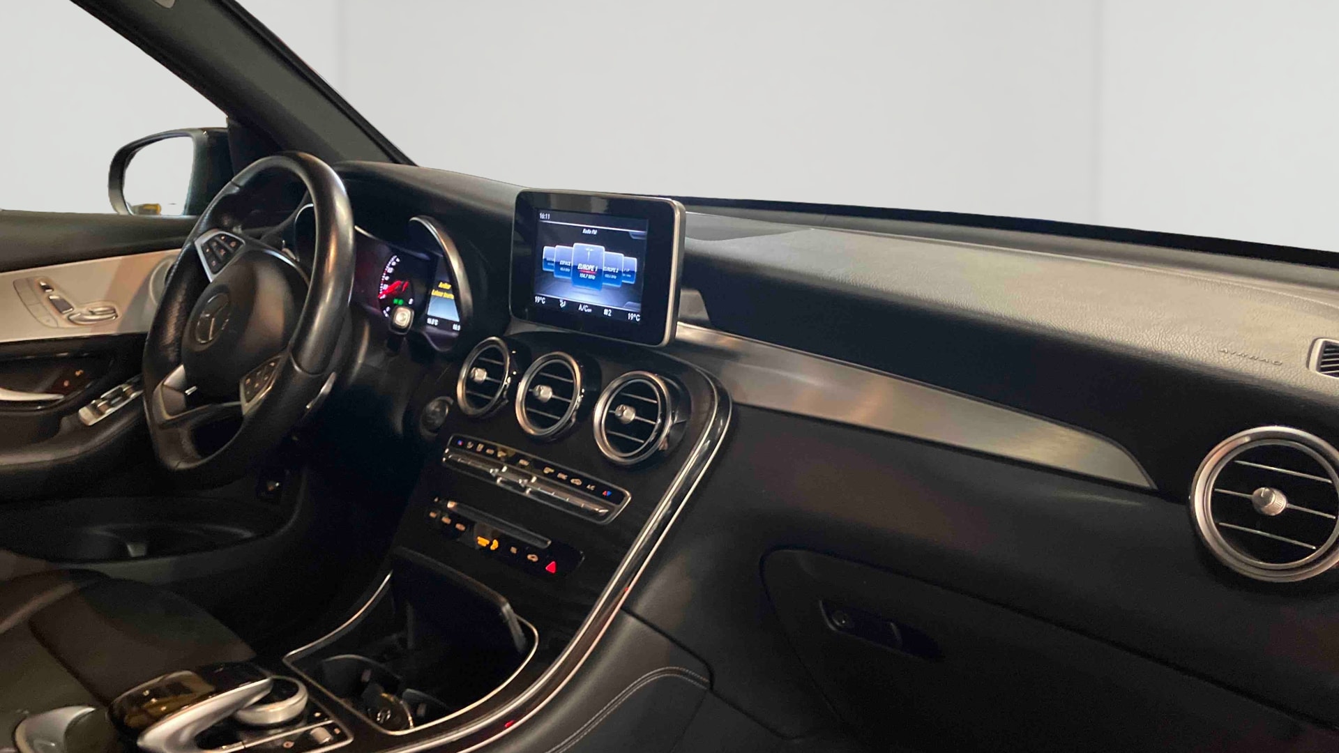 Mercedes-Benz Classe GLC 250 9G-Tronic 4Matic Sportline — photo 18