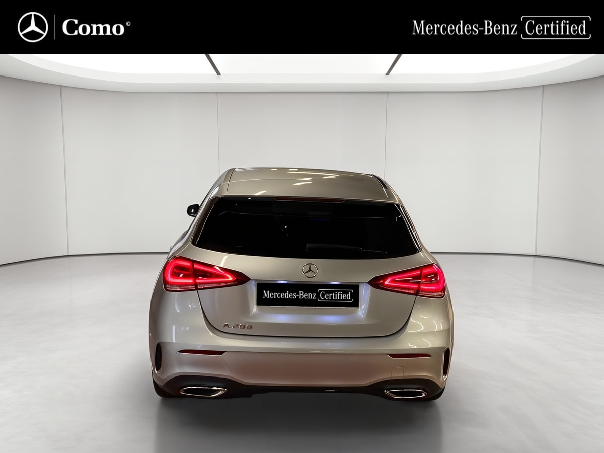 Mercedes-Benz Classe A 200 7G-DCT AMG Line — Face arrière