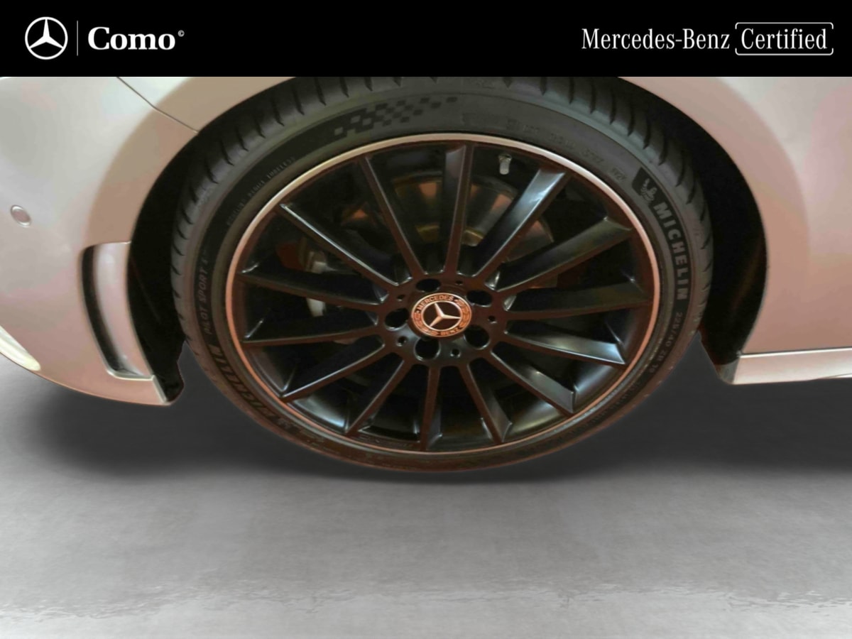 Mercedes-Benz Classe A 200 7G-DCT AMG Line — Pneu avant gauche