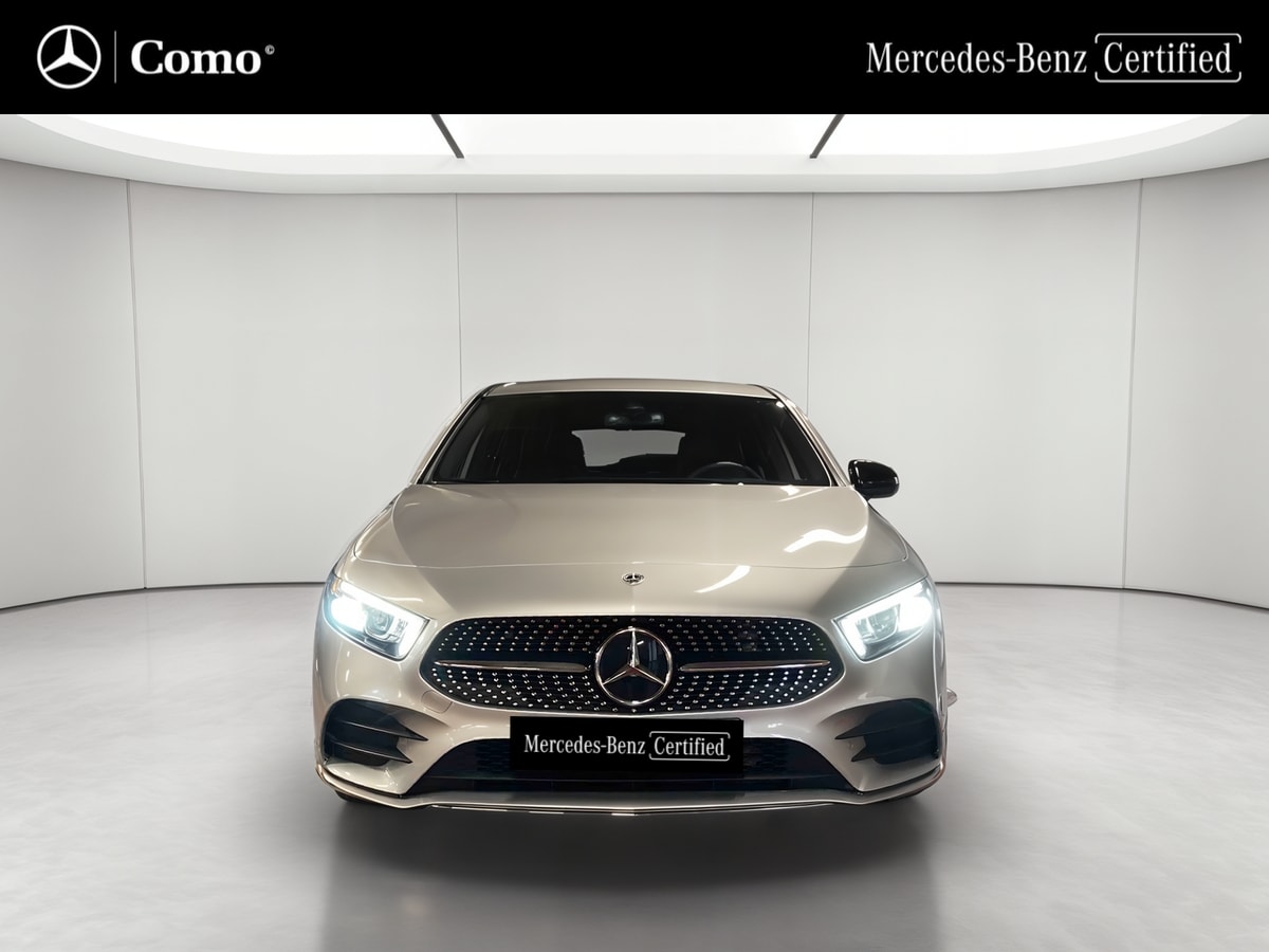 Mercedes-Benz Classe A 200 7G-DCT AMG Line — Face avant
