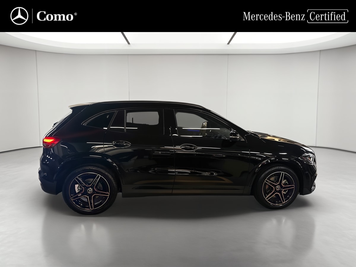 Mercedes-Benz GLA 180 7G-DCT Edition 140 — Profil droit