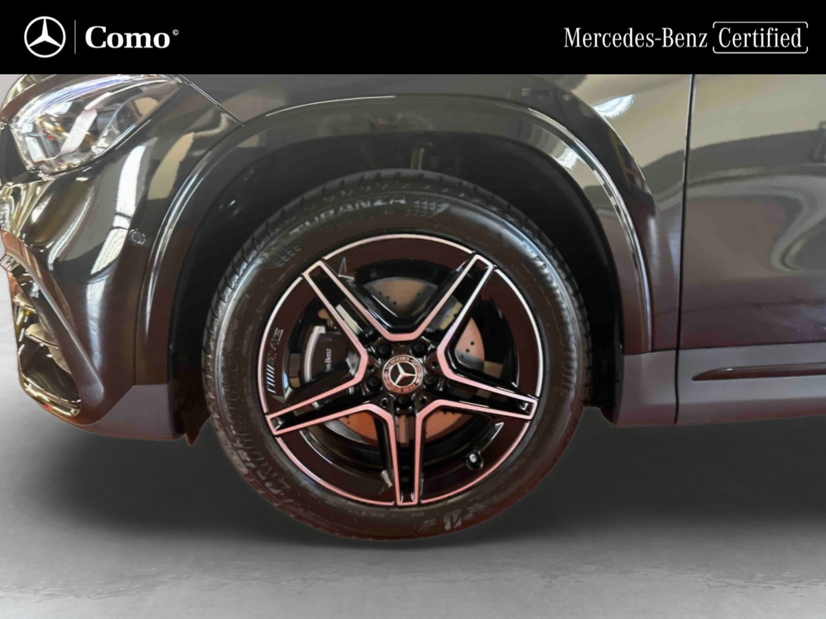Mercedes-Benz GLA 180 7G-DCT Edition 140 — Pneu avant gauche