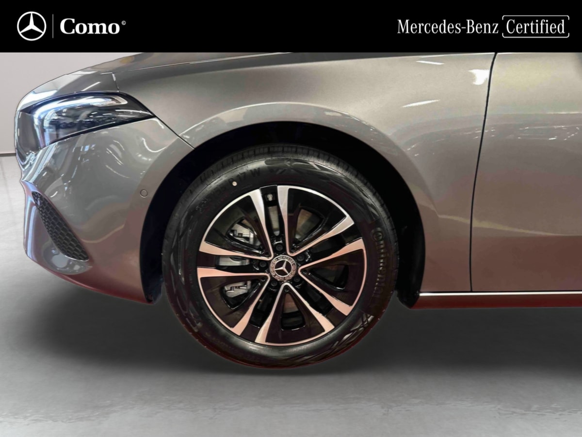 Mercedes-Benz Classe A 250 e Hybrid EQ Business Line — Pneu avant gauche