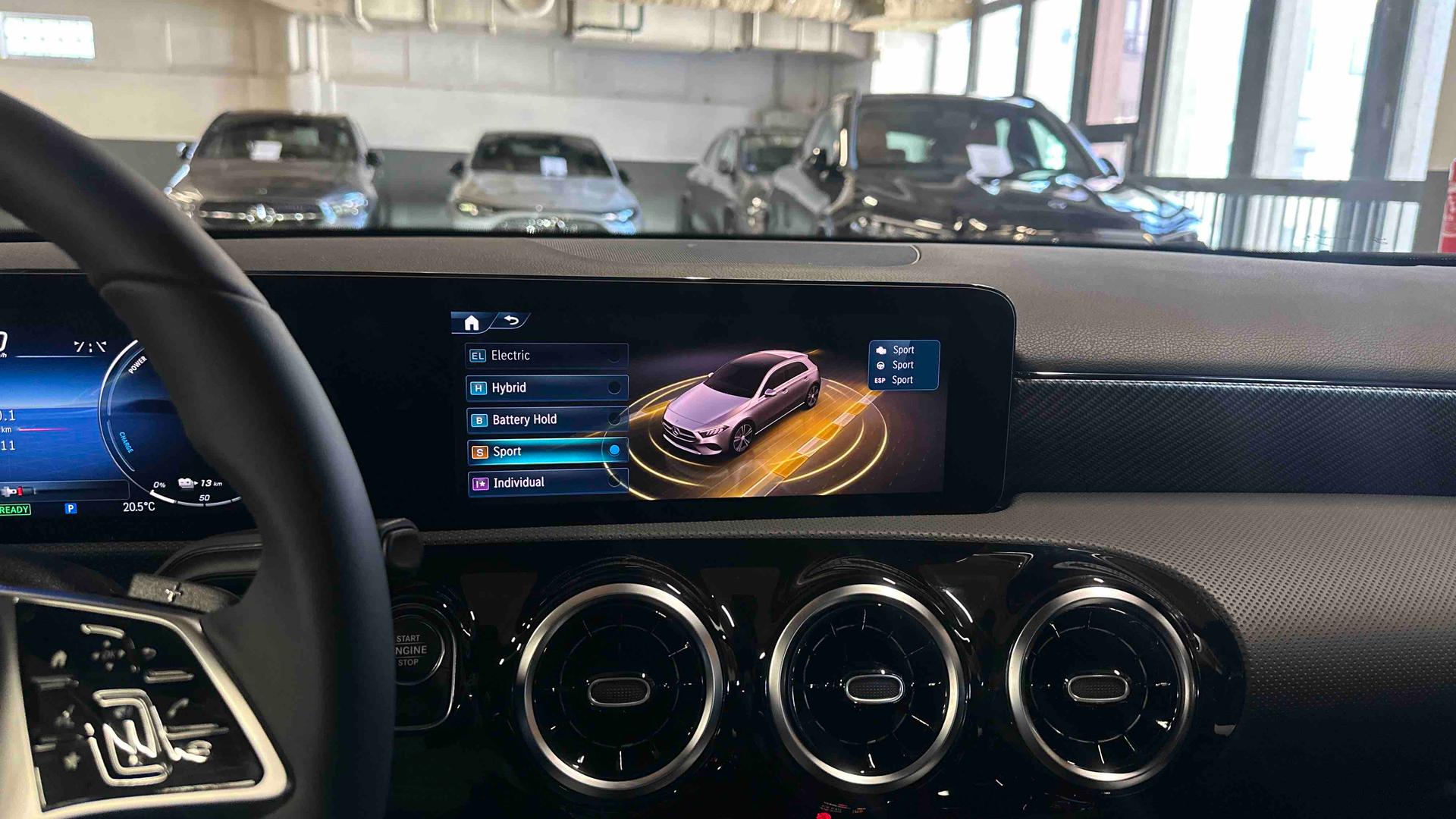 Mercedes-Benz Classe A 250 e Hybrid EQ Business Line — photo 18