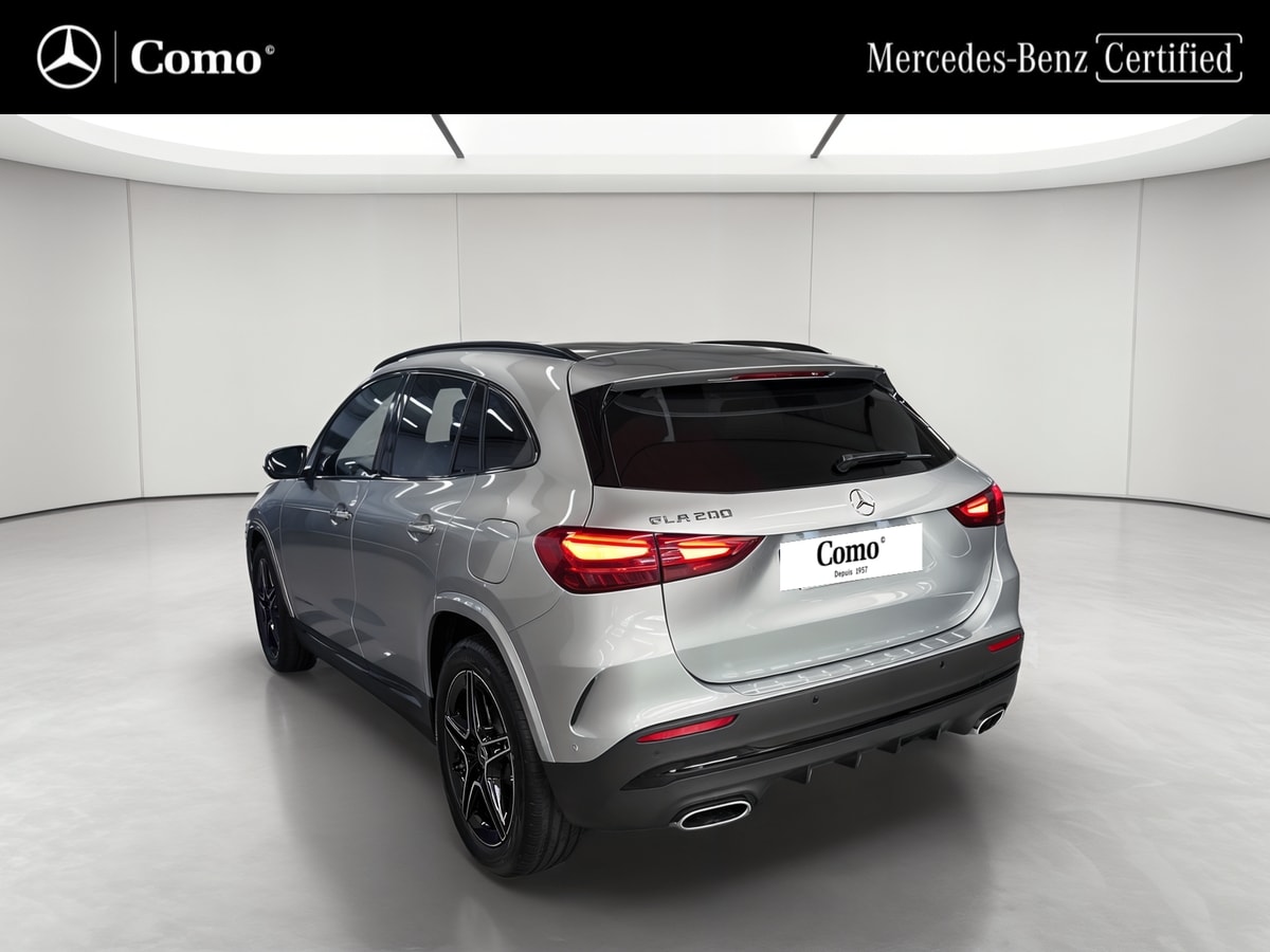 Mercedes-Benz GLA 200 7G-DCT Edition 140 — 3/4 arrière gauche