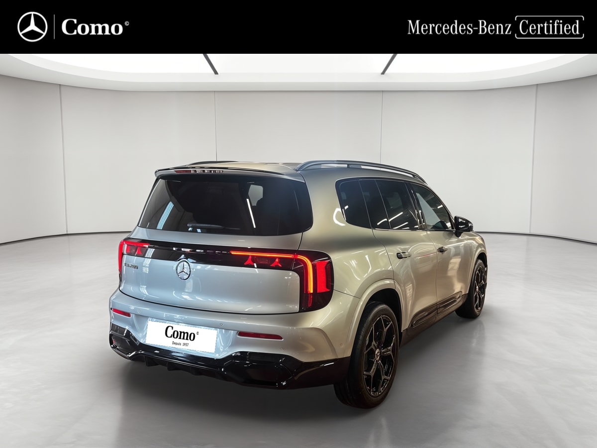 Mercedes-Benz GLB 200 AMG Line — 3/4 arrière droit