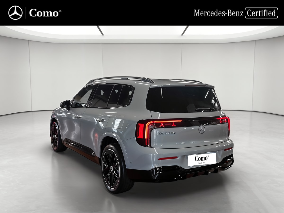 Mercedes-Benz GLB 200 AMG Line — 3/4 arrière gauche