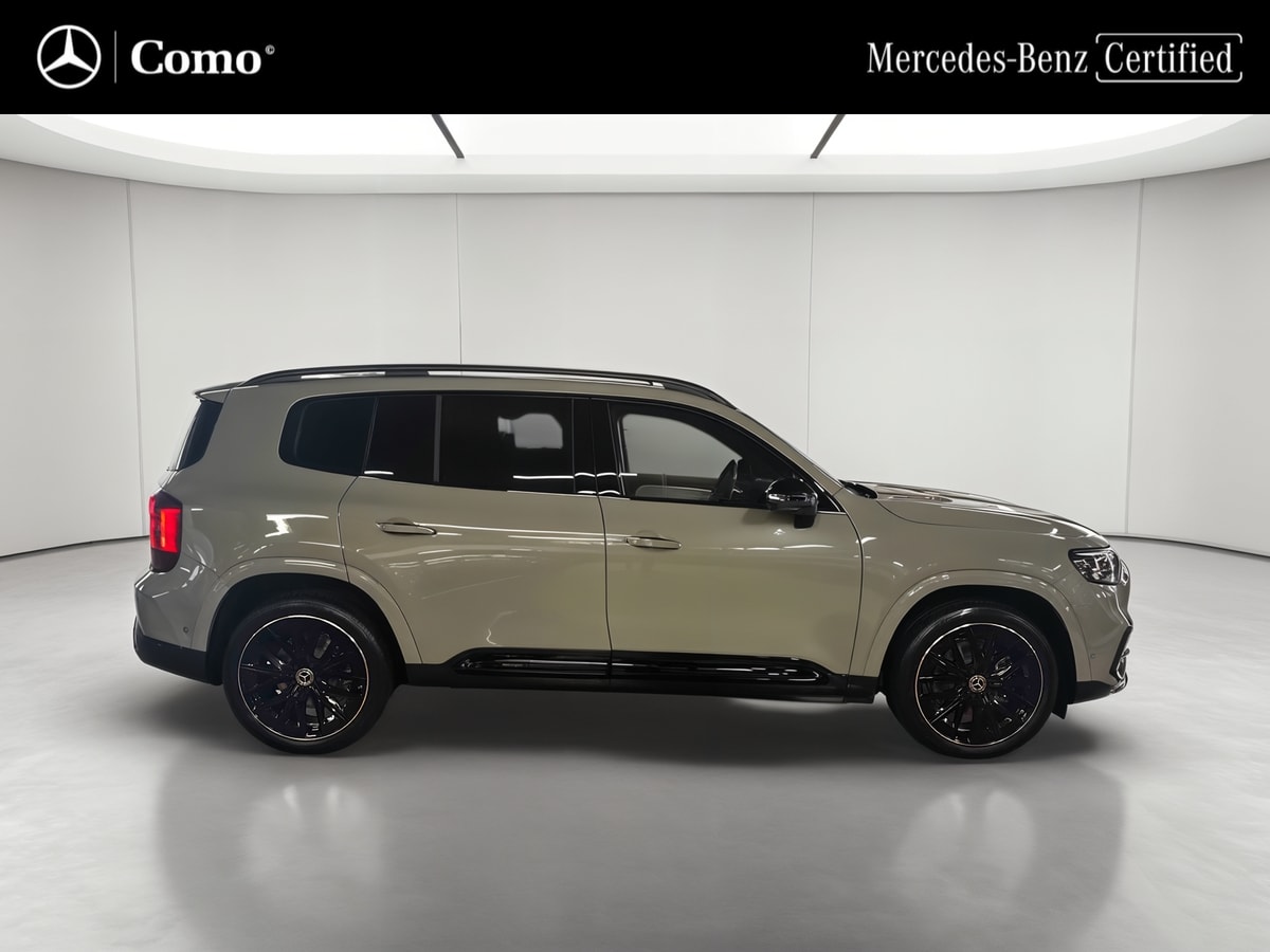 Mercedes-Benz GLB 200 AMG Line — Profil droit