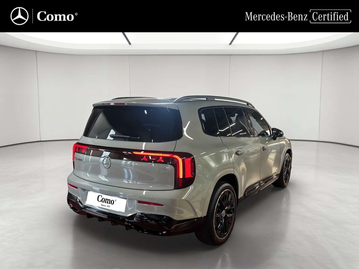 Mercedes-Benz GLB 200 AMG Line — 3/4 arrière droit
