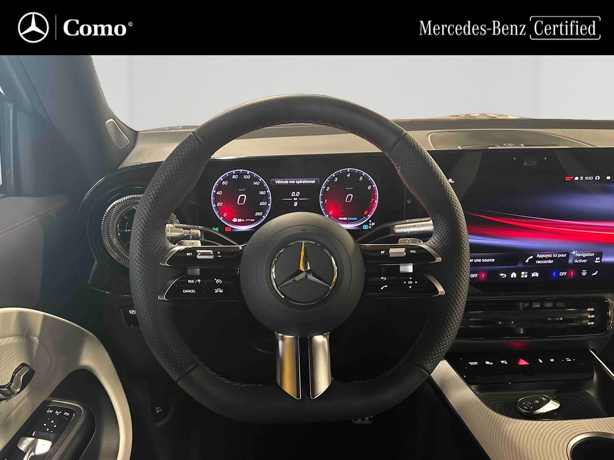 Mercedes-Benz GLB 200 AMG Line — Poste de pilotage
