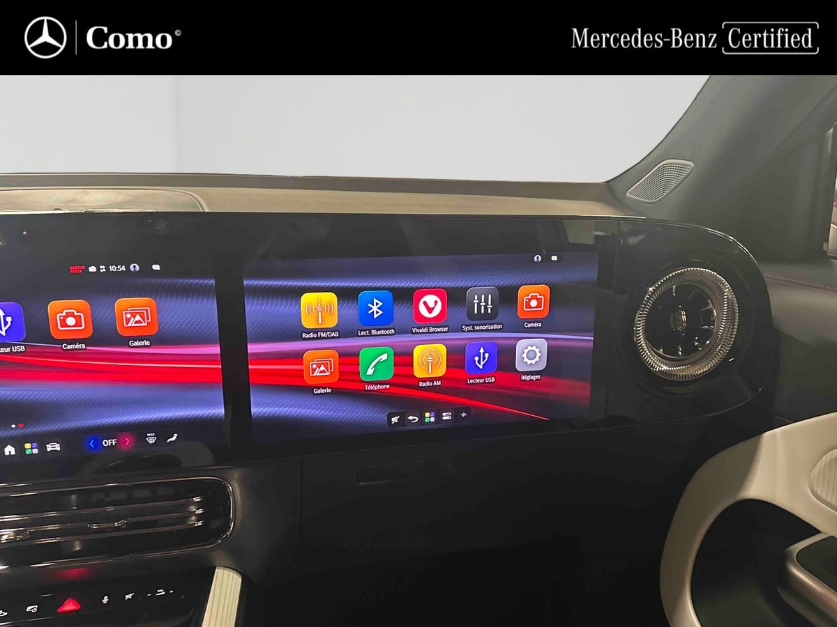 Mercedes-Benz GLB 200 AMG Line — photo 17