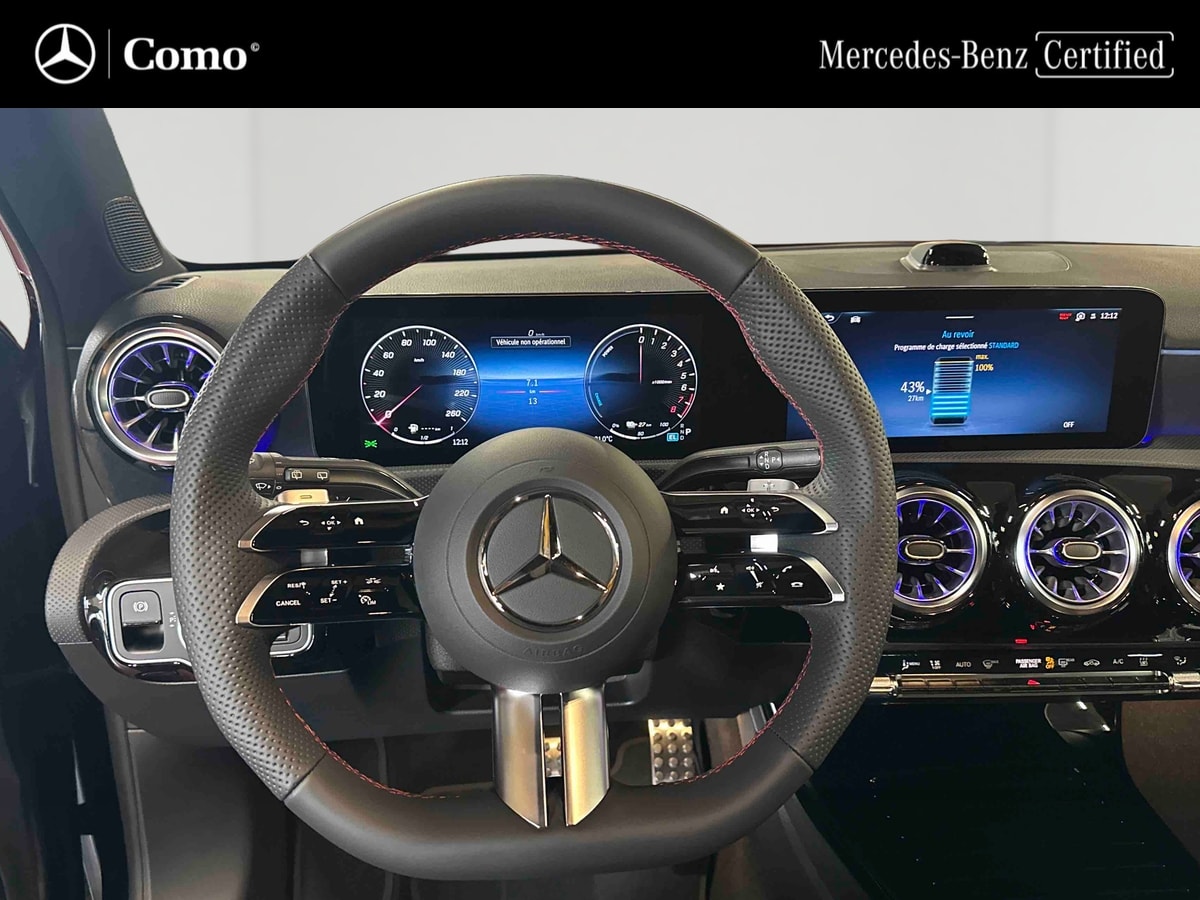 Mercedes-Benz Classe A 250 e Hybrid EQ Edition 140 — Poste de pilotage