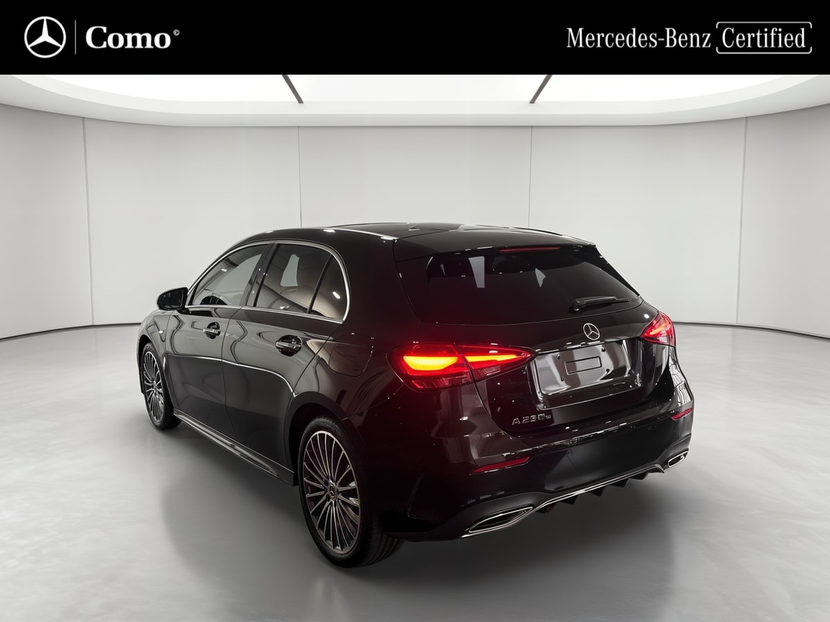 Mercedes-Benz Classe A 250 e Hybrid EQ Edition 140 — 3/4 arrière gauche