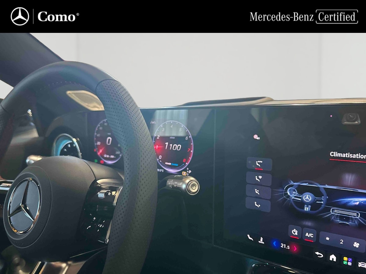 Mercedes-Benz CLA Shooting Brake 200 AMG Line — Console centrale