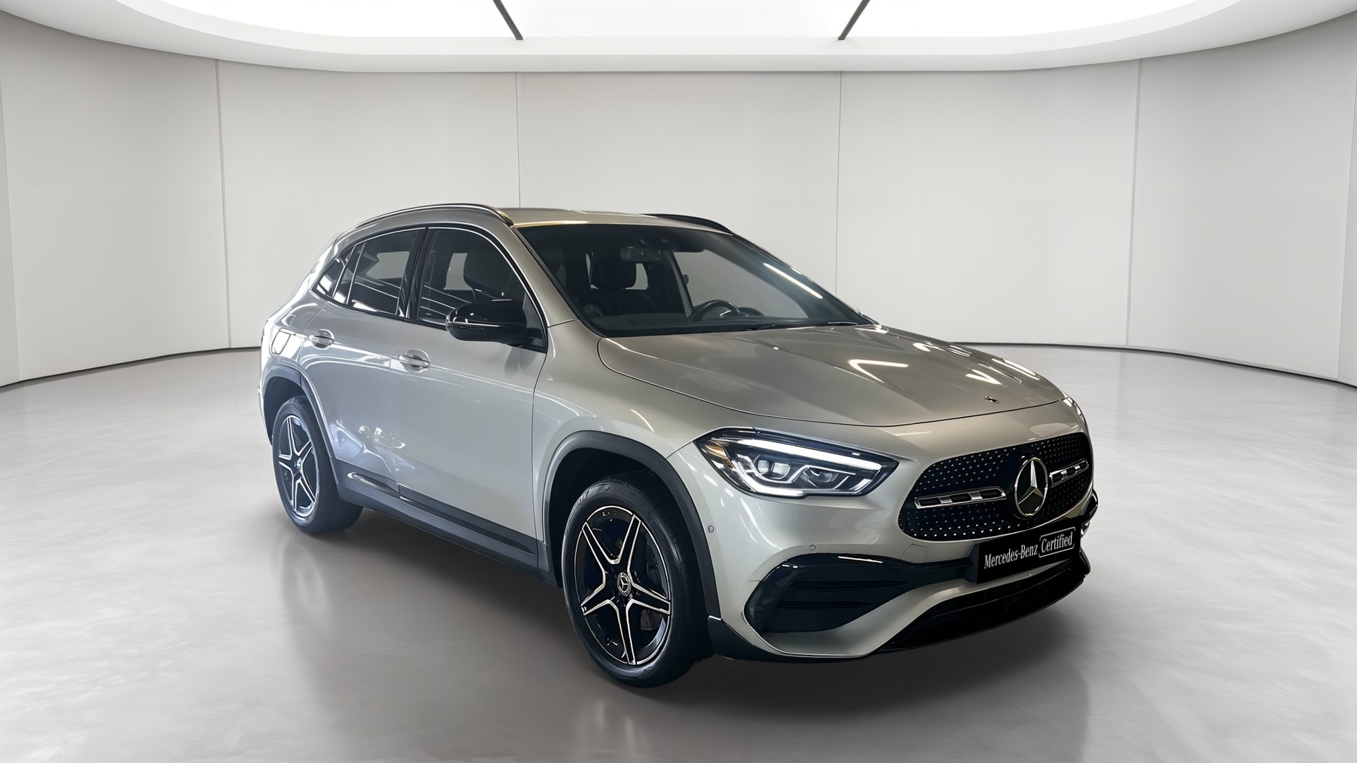 Mercedes-Benz GLA 250 e 8G-DCT AMG Line — 3/4 avant droit