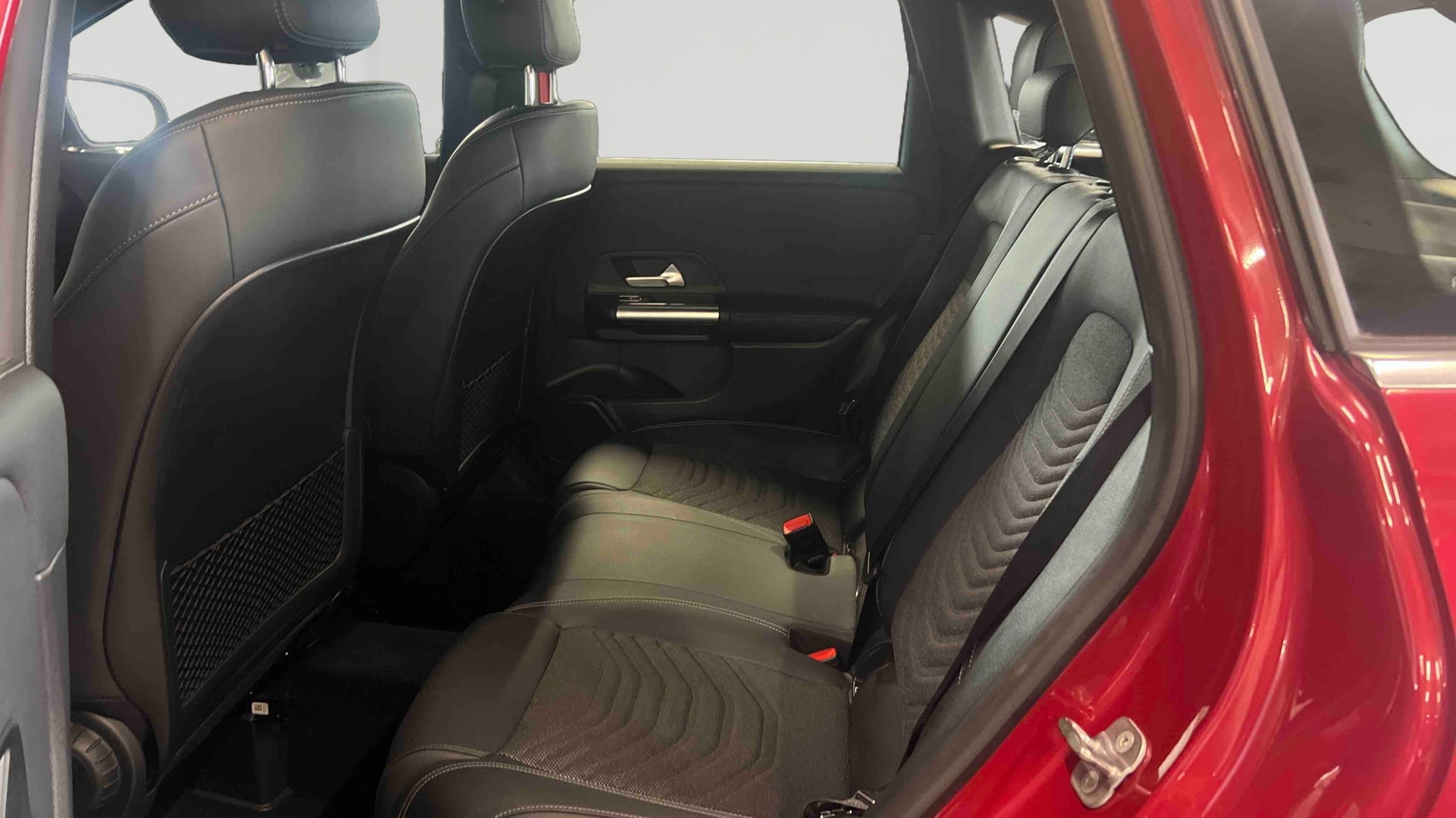Mercedes-Benz Classe B 180 7G-DCT Progressive Line — Siège arrière gauche