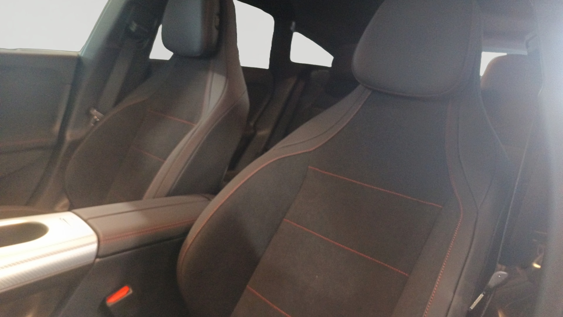 Mercedes-Benz CLA Shooting Brake 200 AMG Line — Siège conducteur