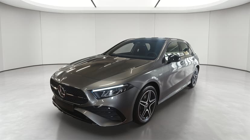 Mercedes-Benz Classe A 250 e Hybrid EQ AMG Line — 3/4 avant gauche