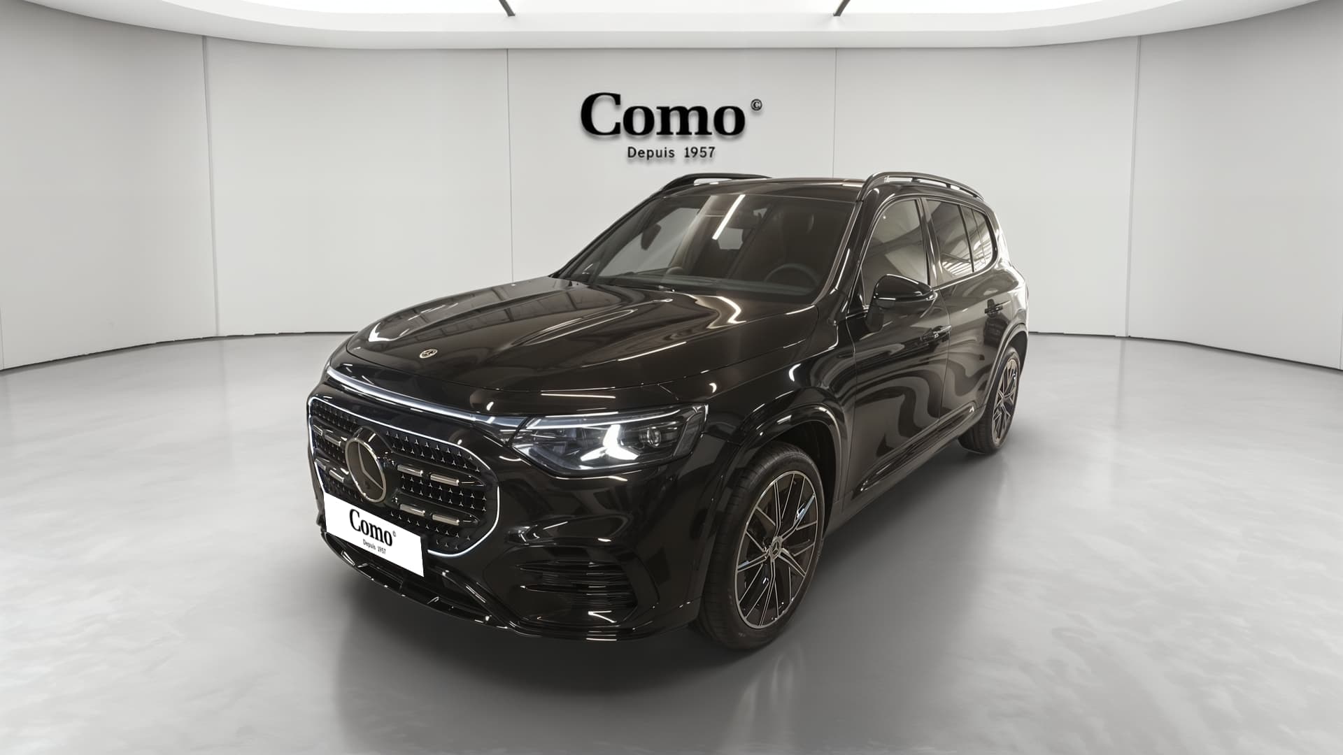 Mercedes-Benz GLB 200 4MATIC AMG Line — 3/4 avant gauche