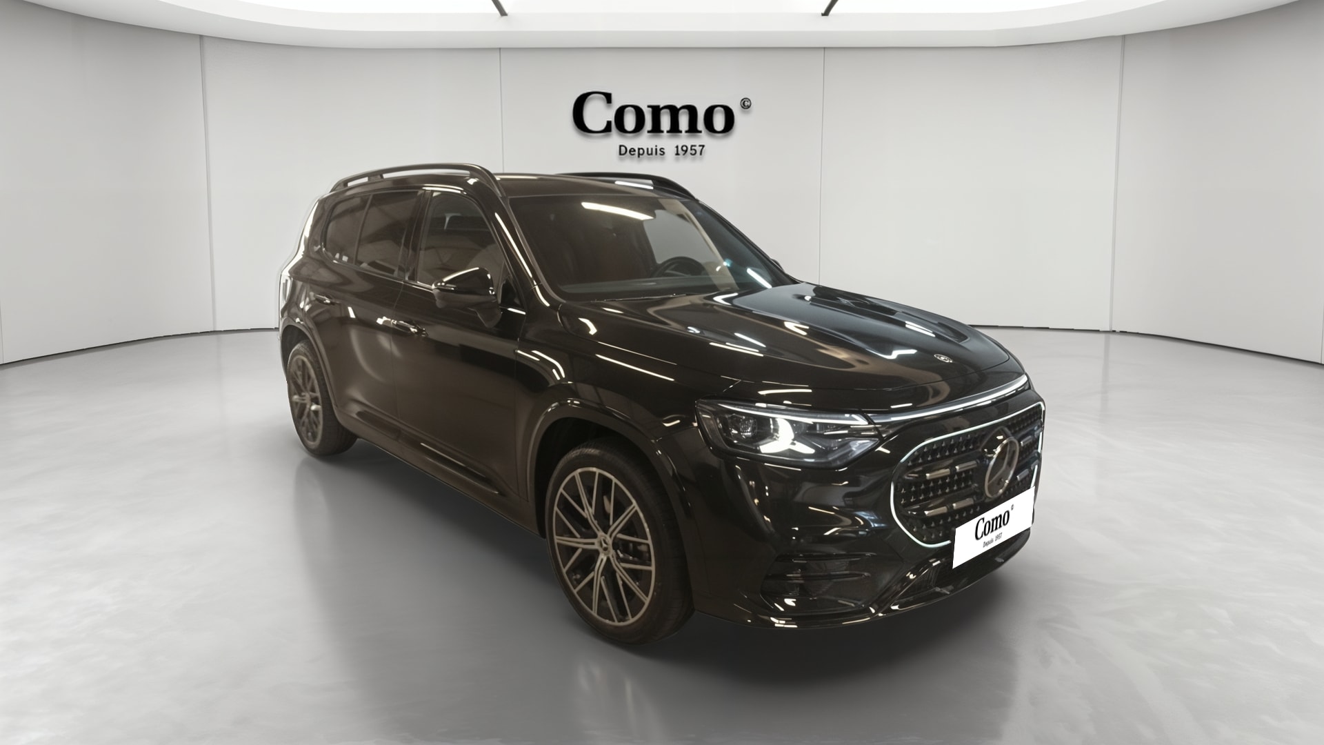 Mercedes-Benz GLB 200 4MATIC AMG Line — 3/4 avant droit
