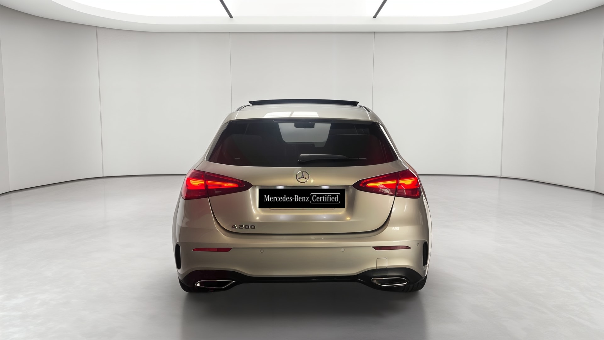 Mercedes-Benz Classe A 200 AMG Line — Face arrière