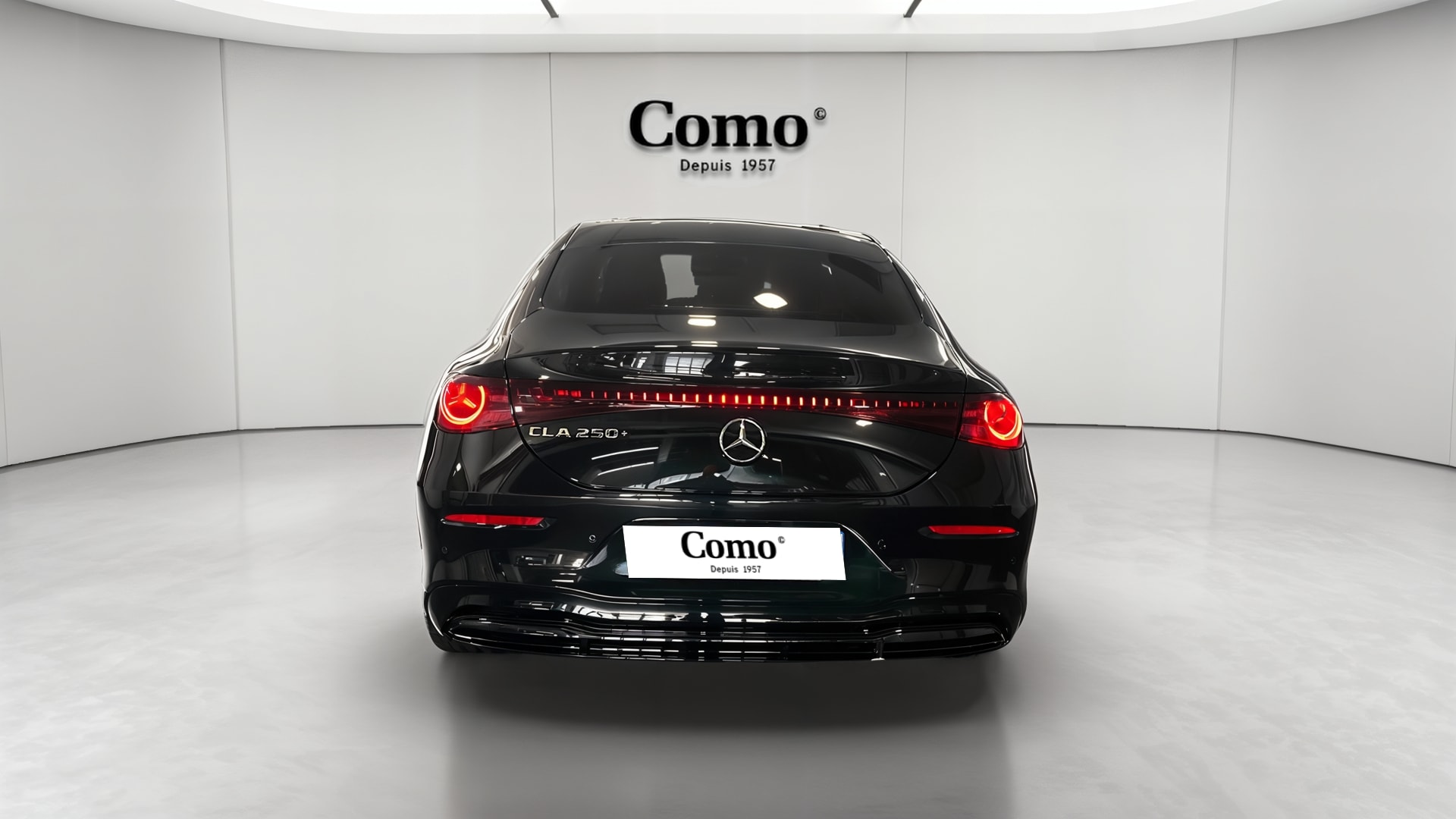 Mercedes-Benz CLA 250+ avec technologie EQ Limited Edition — Face arrière