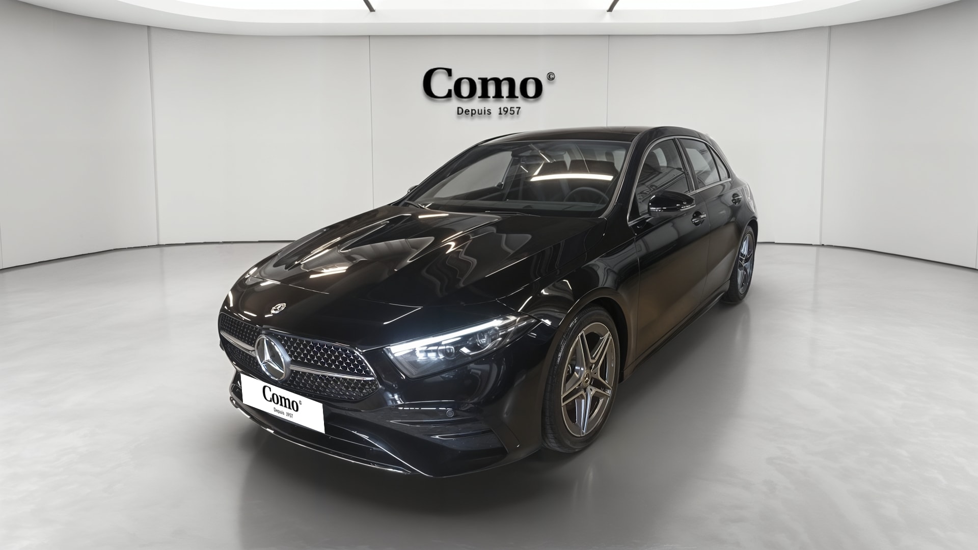 Mercedes-Benz Classe A 200 d AMG Line — 3/4 avant gauche