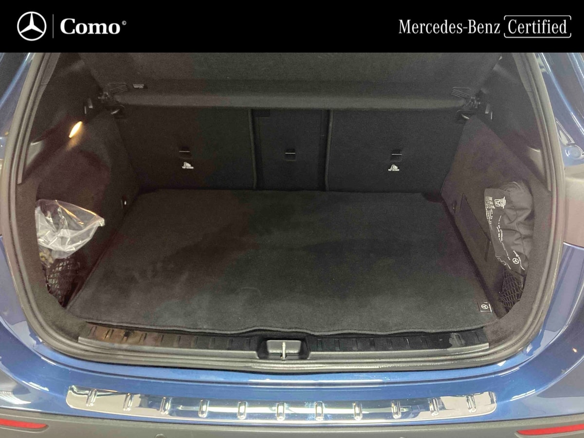 Mercedes-Benz GLA 200 7G-DCT AMG Line — Coffre