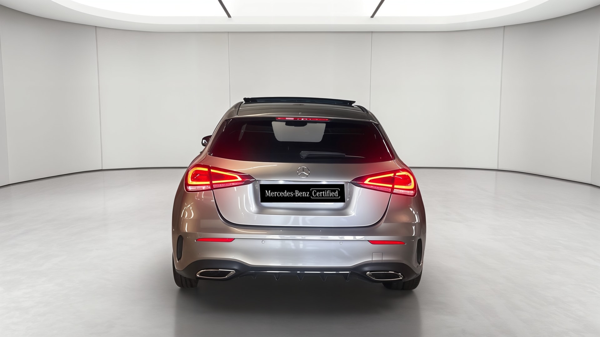 Mercedes-Benz Classe A 250 7G-DCT 4Matic AMG Line — Face arrière