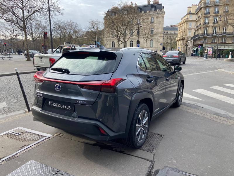 Lexus UX