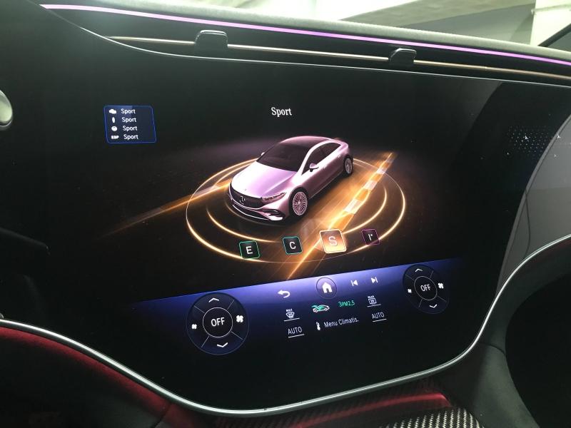 Mercedes-Benz EQS