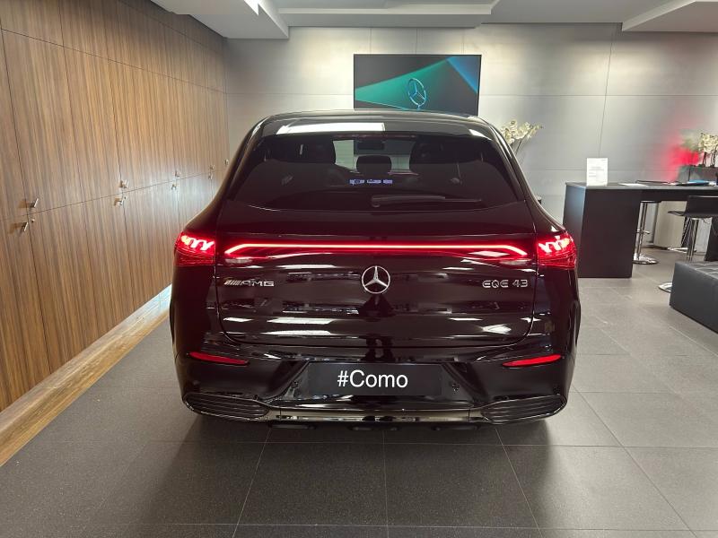 Mercedes-Benz EQE SUV