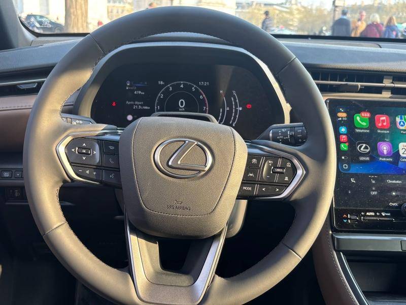 Lexus LBX