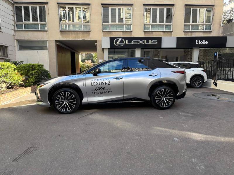 Lexus RZ