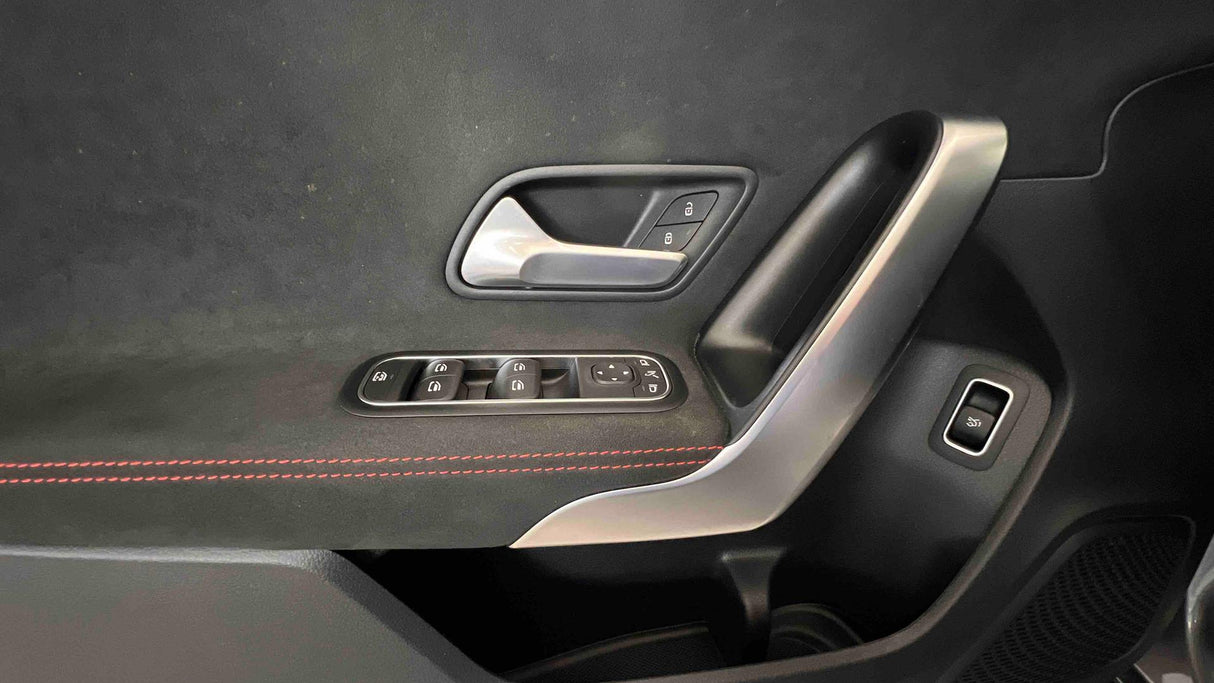 Mercedes-Benz CLASSE A BERLINE