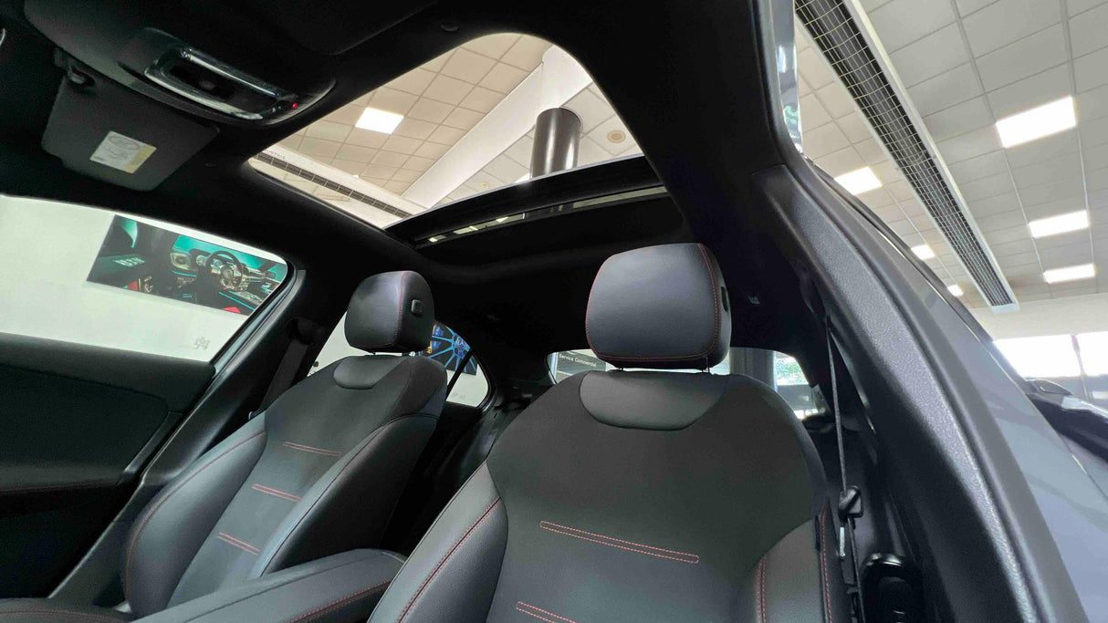 Mercedes-Benz CLASSE A BERLINE