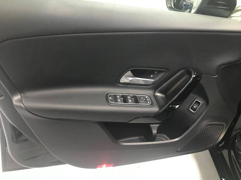 Mercedes-Benz CLASSE A BERLINE BUSINESS
