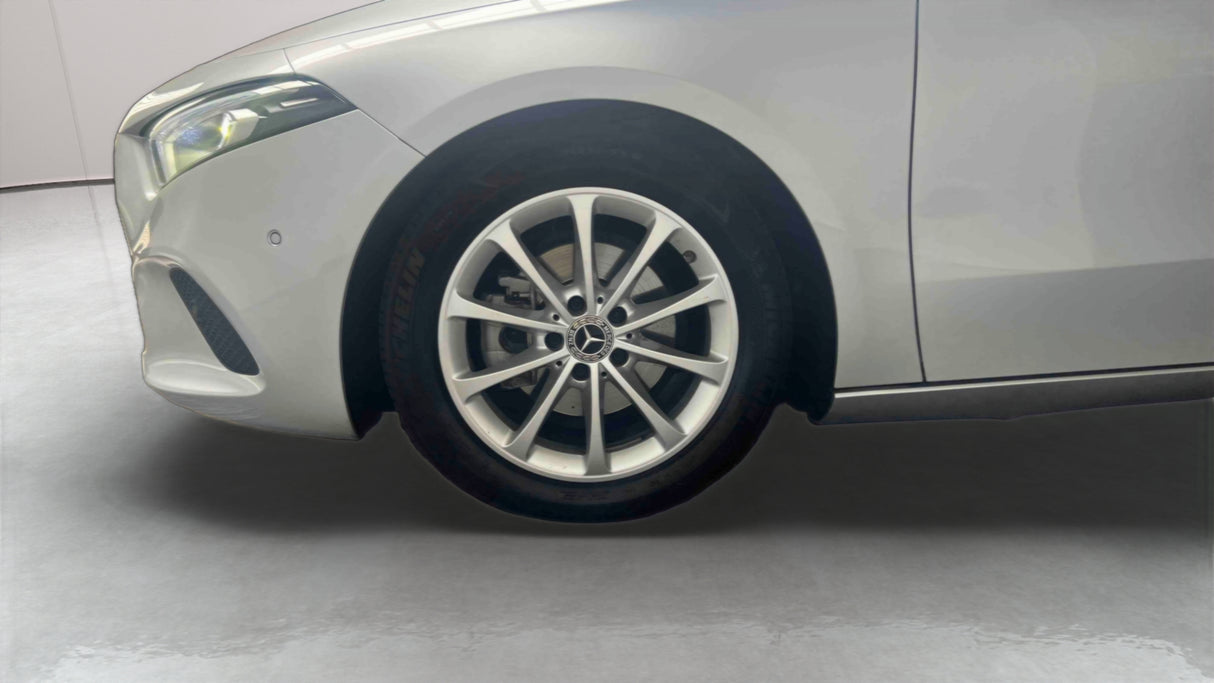 Mercedes-Benz CLASSE A BERLINE