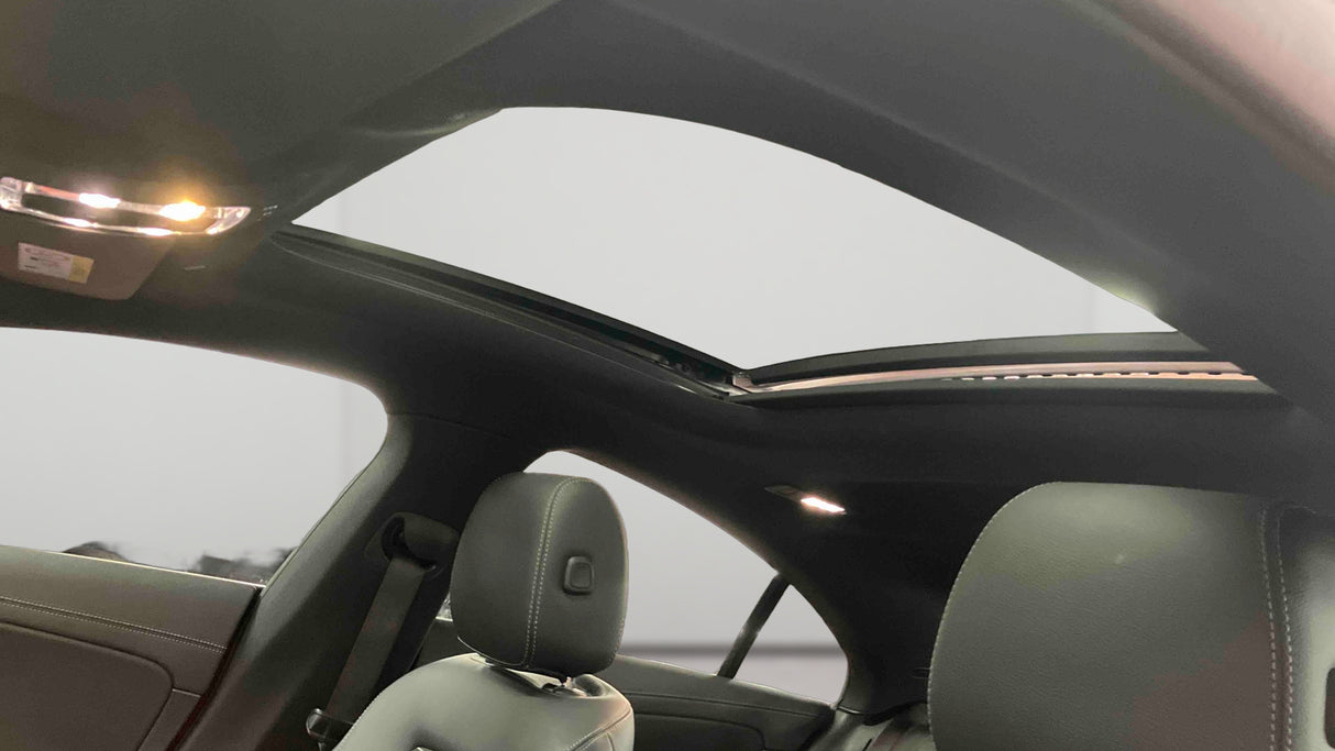 Mercedes-Benz CLA COUPE