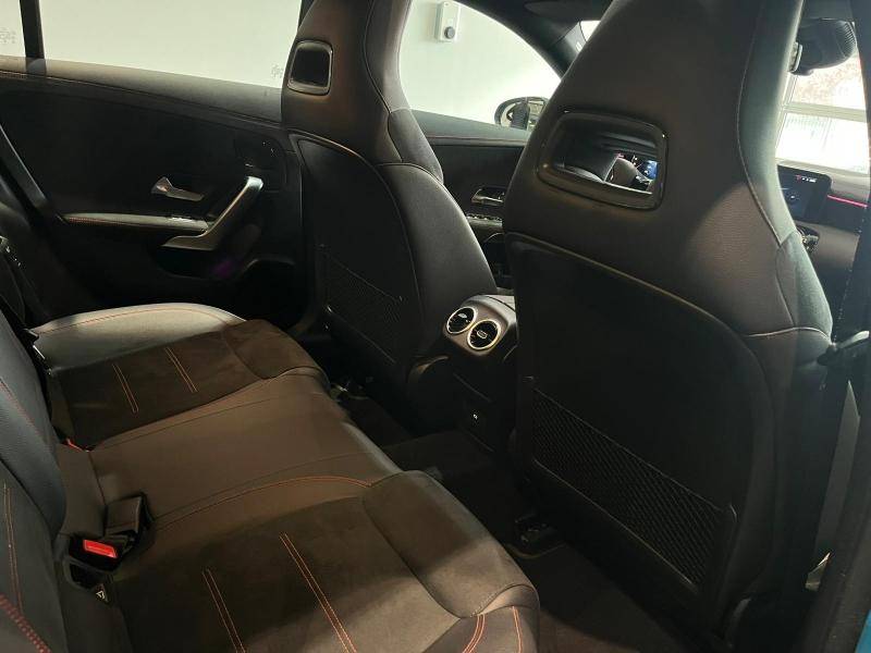 Mercedes-Benz CLA COUPE