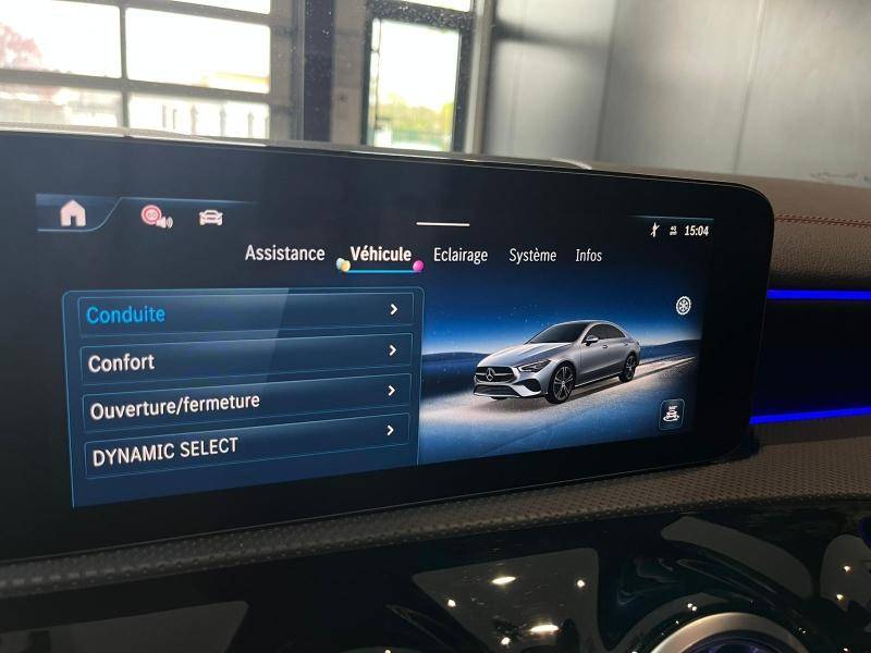 Mercedes-Benz CLA COUPE