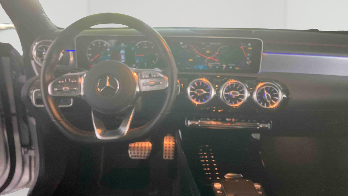 Mercedes-Benz CLA COUPE